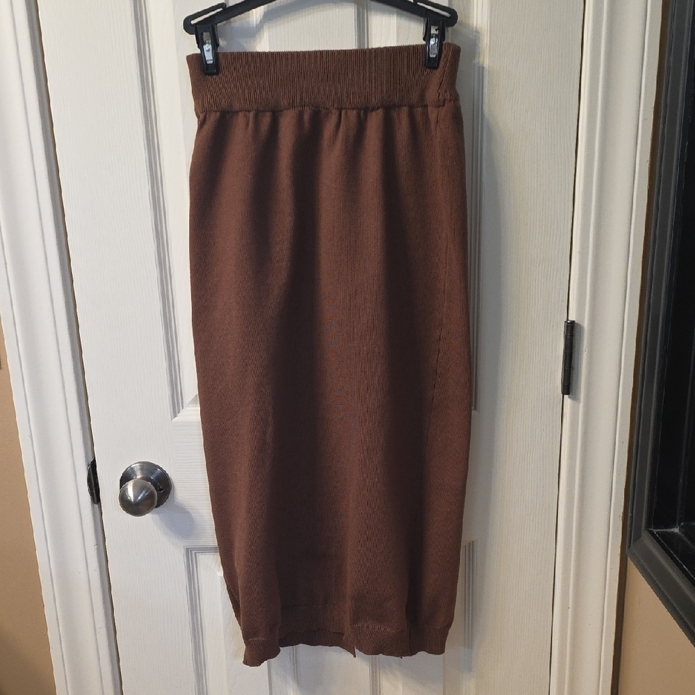 Elegant Brown Midi Skirt